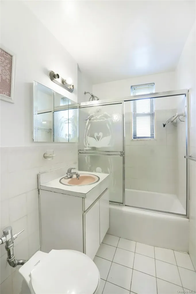 488 Ocean Parkway Brooklyn NY 11218