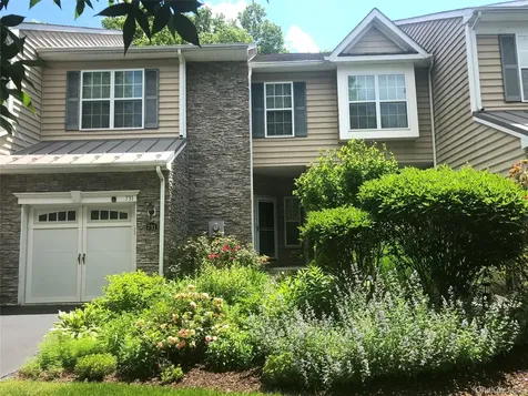 731 Huntington Drive Fishkill NY 12524