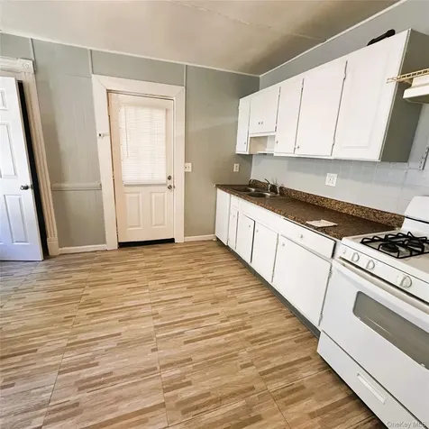 12 Seitz Terrace Poughkeepsie NY 12603