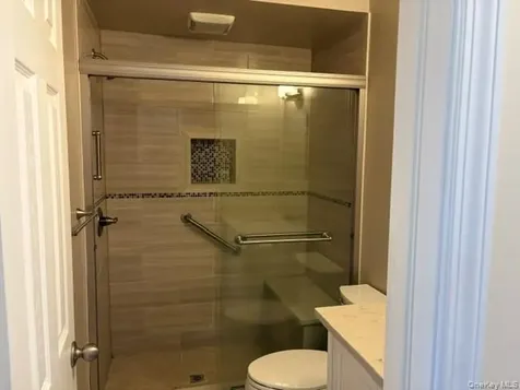 11 Harbour Lane Oyster Bay NY 11771