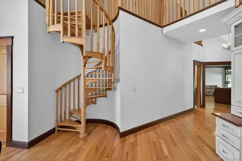 22 Goshen Road Chester NY 10918