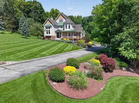 22 Goshen Road Chester NY 10918