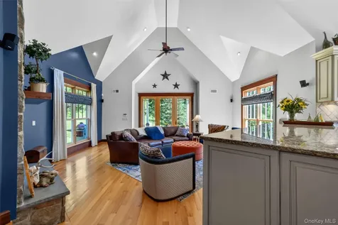 22 Goshen Road Chester NY 10918