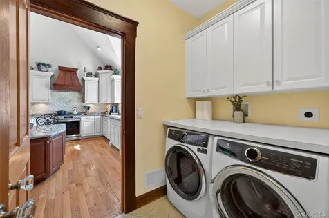 22 Goshen Road Chester NY 10918