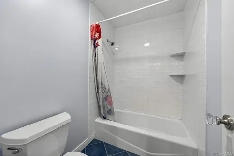22 Goshen Road Chester NY 10918