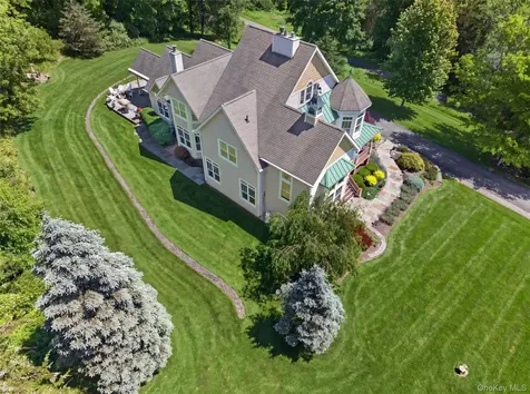 22 Goshen Road Chester NY 10918