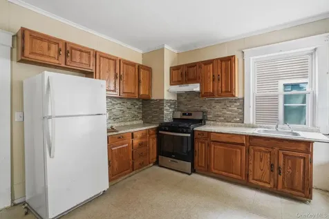 65 N Clinton Street Poughkeepsie NY 12601