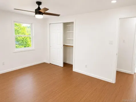 27 Wedgewood Drive Coram NY 11727