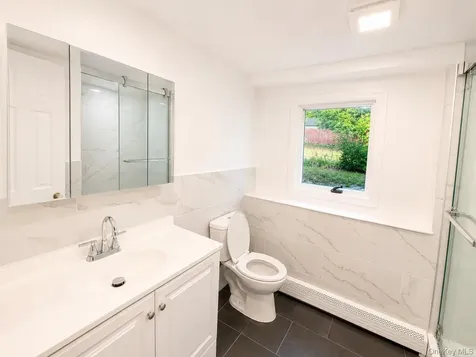27 Wedgewood Drive Coram NY 11727