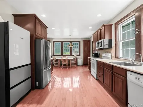 51 Crescent Road Port Washington NY 11050