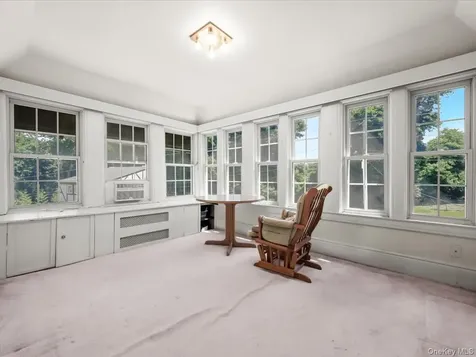 51 Crescent Road Port Washington NY 11050