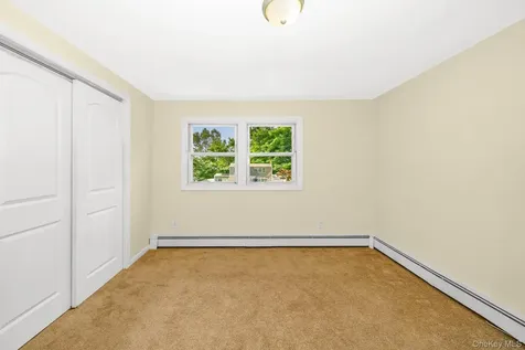 733 14th Street West Babylon NY 11704