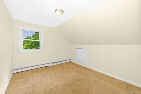 733 14th Street West Babylon NY 11704