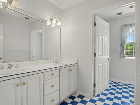 290 Joes Hill Road Brewster NY 10509