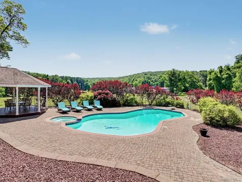290 Joes Hill Road Brewster NY 10509