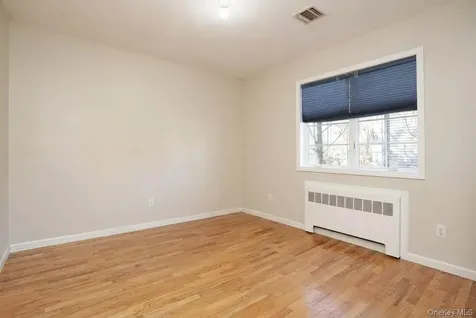 11 Laura Place Spring Valley NY 10977