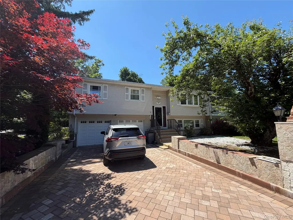 11 De Clark Place Nanuet NY 10954