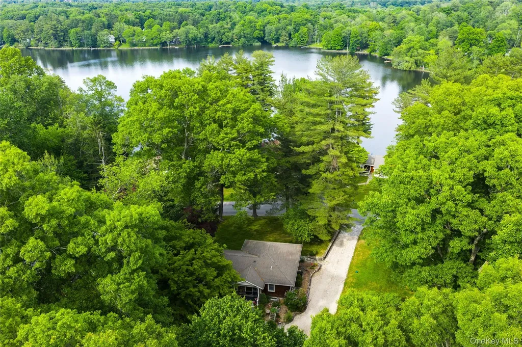 56 Lake Shore Drive South Salem NY 10590