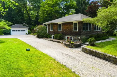 56 Lake Shore Drive South Salem NY 10590