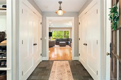 56 Lake Shore Drive South Salem NY 10590