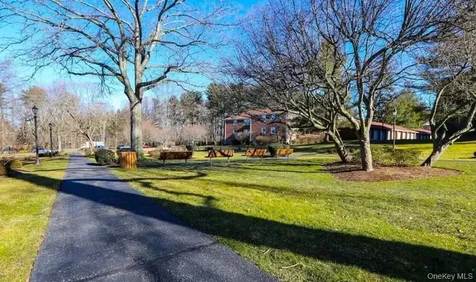 8 Bryant Crescent White Plains NY 10605