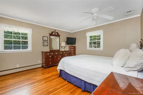 28 Cygnet Drive Smithtown NY 11787