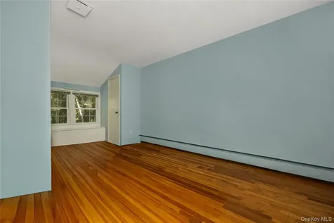 28 Cygnet Drive Smithtown NY 11787