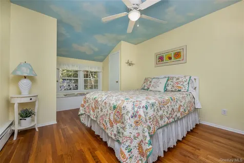 28 Cygnet Drive Smithtown NY 11787