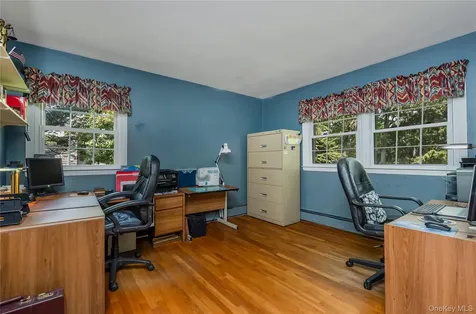 28 Cygnet Drive Smithtown NY 11787
