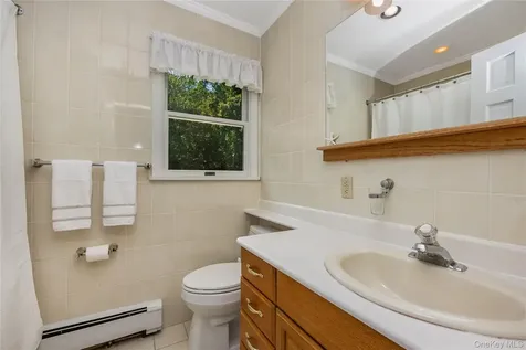 28 Cygnet Drive Smithtown NY 11787