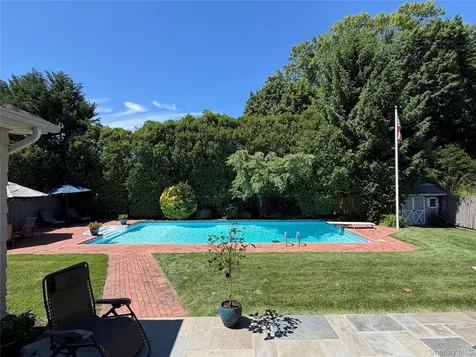 13 Darby Place Glen Head NY 11545