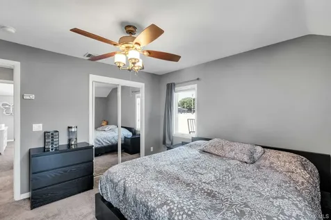 953 Karshick Street Bohemia NY 11716
