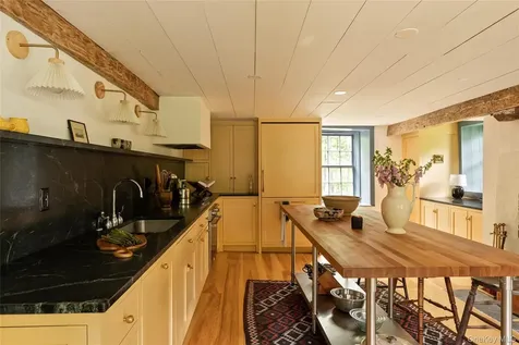204 Ashokan Road Kingston NY 12401