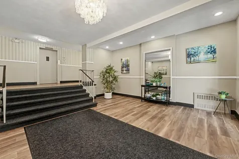 2241 Palmer Avenue New Rochelle NY 10801