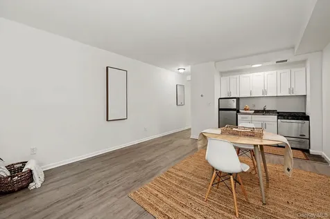 2241 Palmer Avenue New Rochelle NY 10801