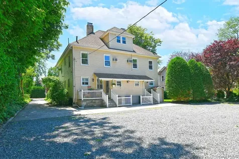 163/165 Lincoln Avenue Rockville Centre NY 11570