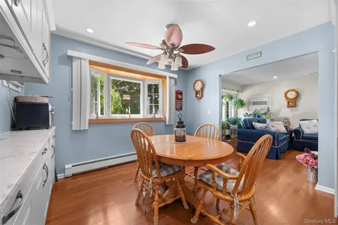 2389 Lindy Road Westbury NY 11590