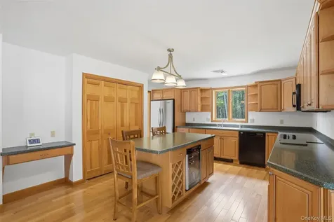 515 Samsonville Road Kerhonkson NY 12446