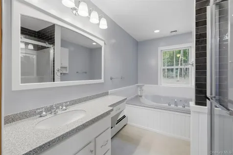 515 Samsonville Road Kerhonkson NY 12446