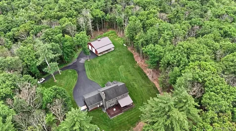 515 Samsonville Road Kerhonkson NY 12446