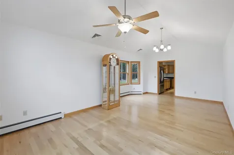 515 Samsonville Road Kerhonkson NY 12446
