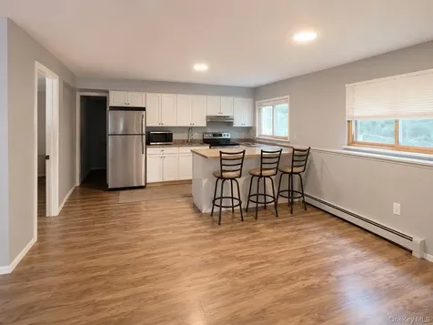 383 Route 32 Woodbury NY 10917