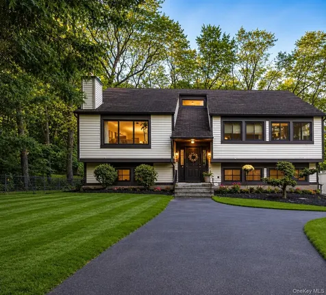 383 Route 32 Woodbury NY 10917