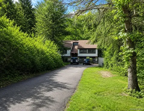 383 Route 32 Woodbury NY 10917