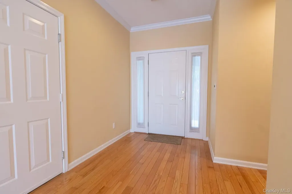 879 Heritage Hills Somers NY 10589