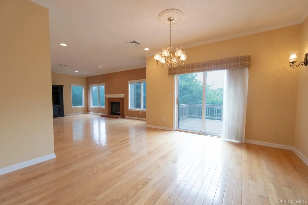 879 Heritage Hills Somers NY 10589