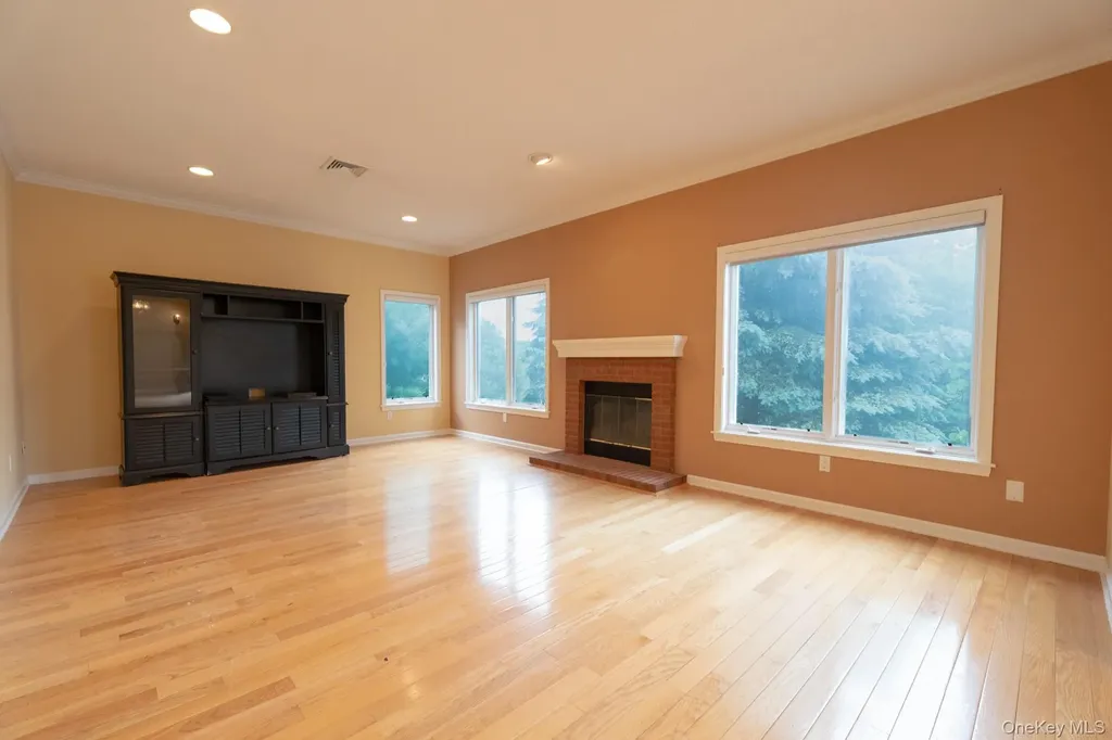 879 Heritage Hills Somers NY 10589