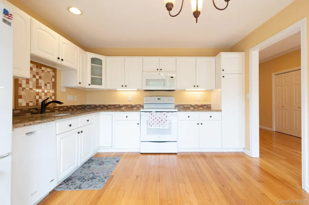 879 Heritage Hills Somers NY 10589