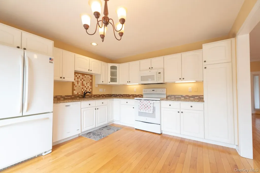 879 Heritage Hills Somers NY 10589