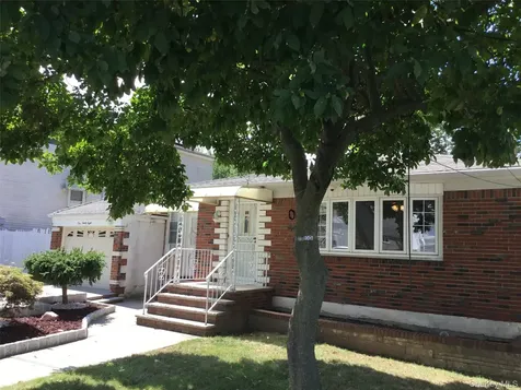 198 Clermont Place Staten Island NY 10314
